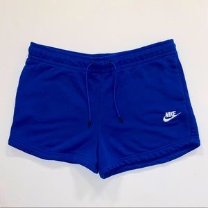 Nike essentials shorts